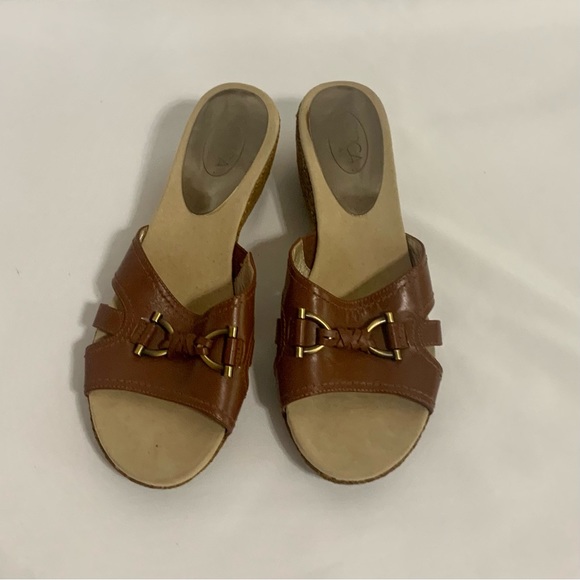 CIRCA JOAN & DAVID Brown Leather Woven Wedge Slide Sandals Heels Size 9M - Picture 1 of 7